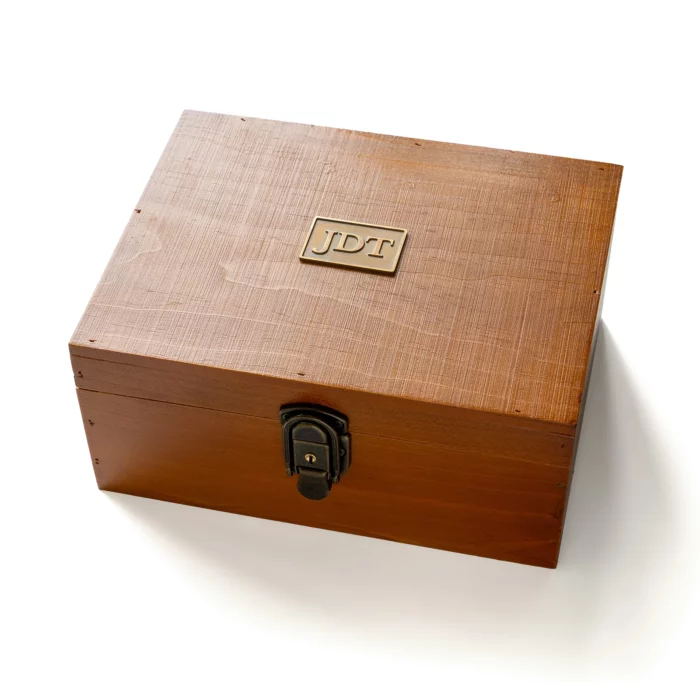 Wooden Keepsake Box with Lock – Personalized Vintage Pine Memory Box for Wedding, Baby & Anniversary - Image 1